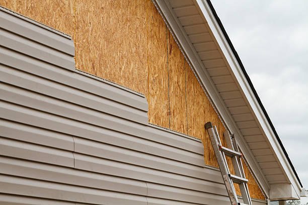 24/7 Emergency Siding Repair experts in Jamestown, OH